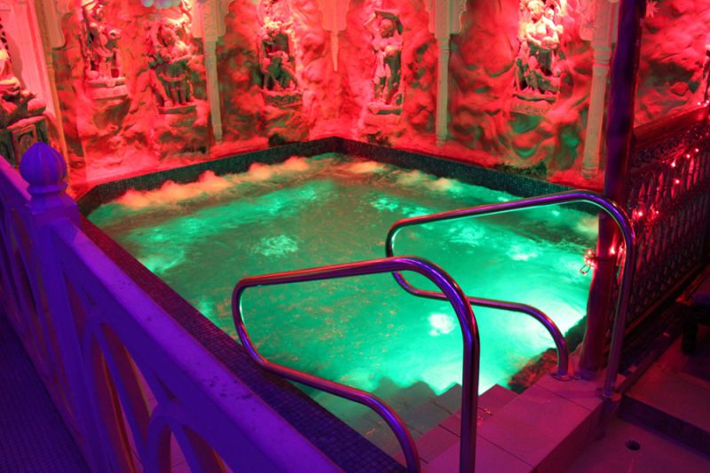 Sun City Paris, France Gay Sauna Boy